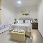 Valley House * Verona