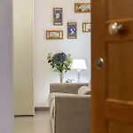Valley House Apartment